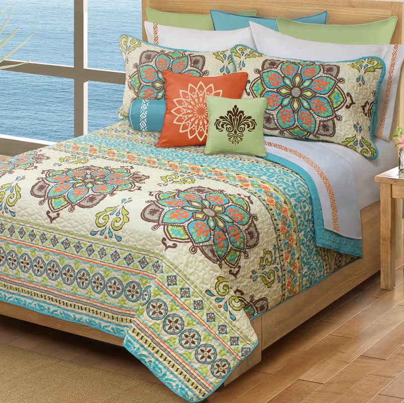 Luxury Bedding Collection Modern & Contemporary Damask Coverlet Set